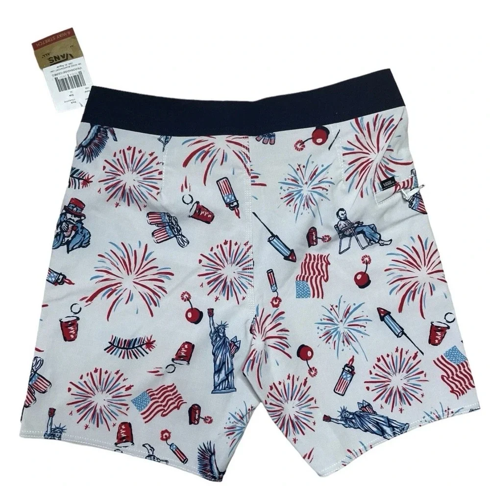 Vans Mens Off The Wall Voyage Trunk Board Shorts Size 32